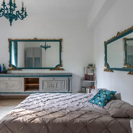 Surya Homestay szállás *