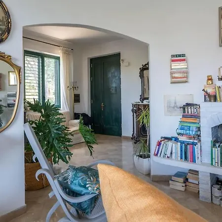 Surya Homestay Palermo