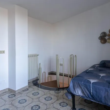Surya Homestay szállás *